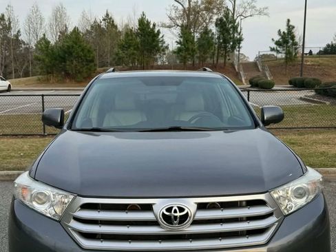 Used 2013 Toyota Highlander Limited image 22