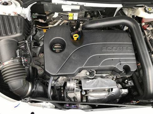 Certified 2026 Chevrolet Equinox LT AWD/4WD image 21