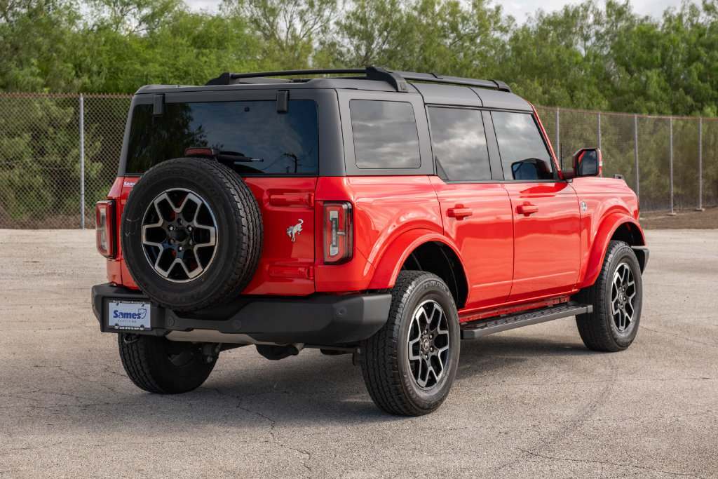 Certified 2023 Ford Bronco Outer Banks AWD/4WD image 8