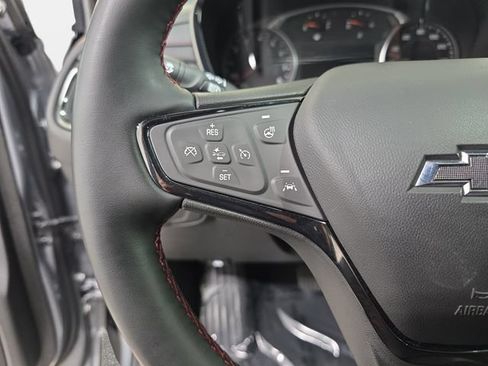 Used 2023 Chevrolet Equinox RS FWD image 17