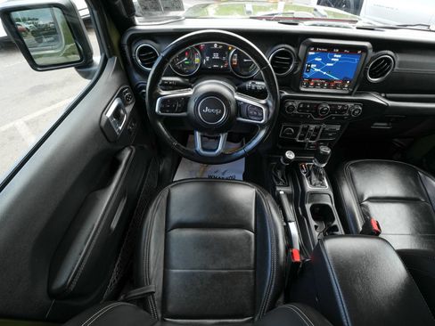 Used 2021 Jeep Wrangler Unlimited Sahara w/ Cold Weather Group AWD/4WD image 45