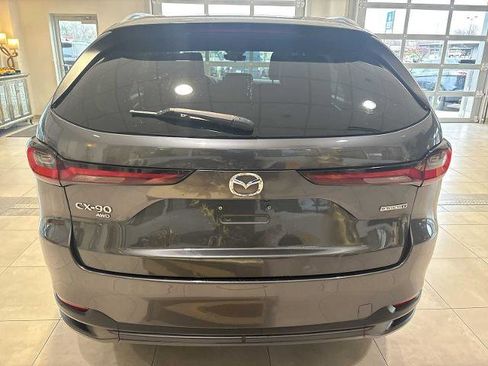 Used 2024 MAZDA CX-90 3.3 Turbo w/ Preferred Plus image 4