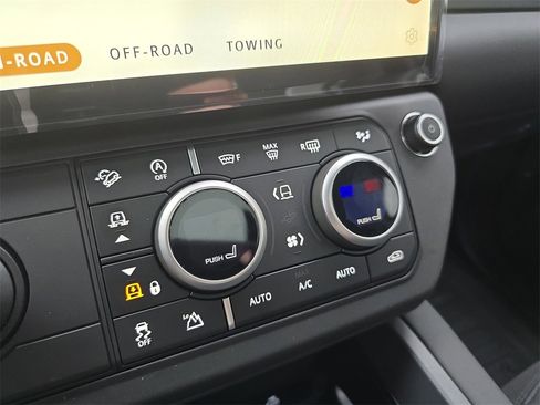 New 2026 Land Rover Defender 110 S image 25