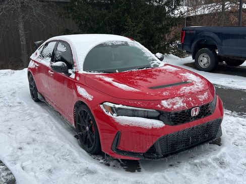 Used 2024 Honda Civic Type R image 4