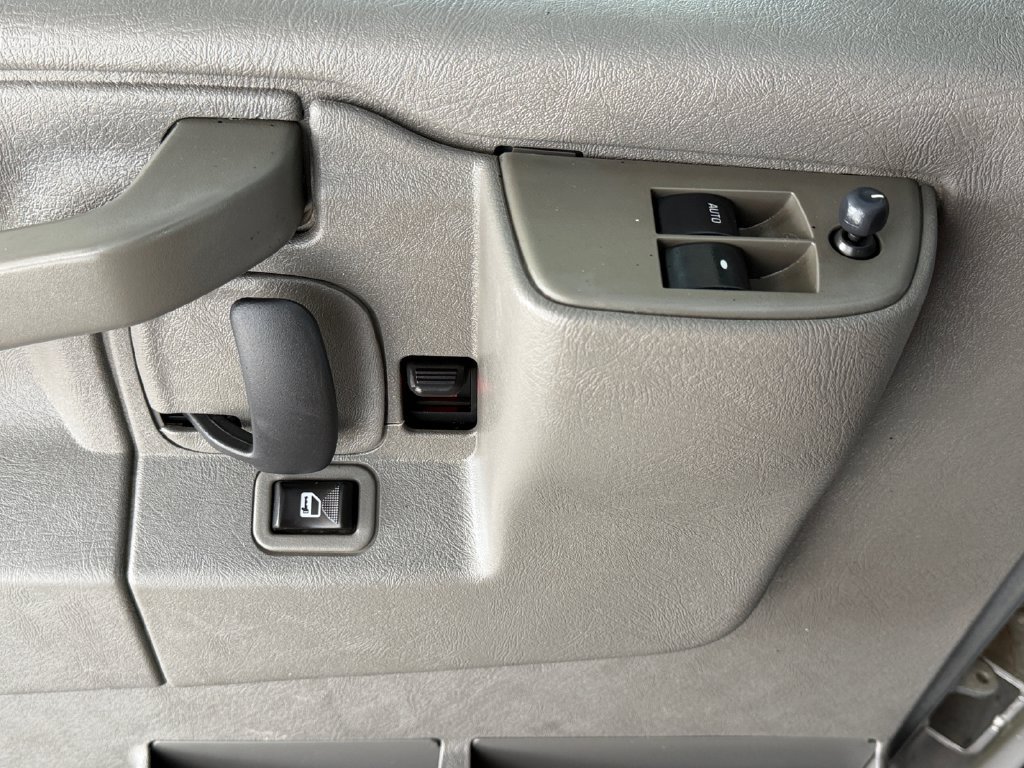 Used 2019 Chevrolet Express 3500 LS RWD image 11