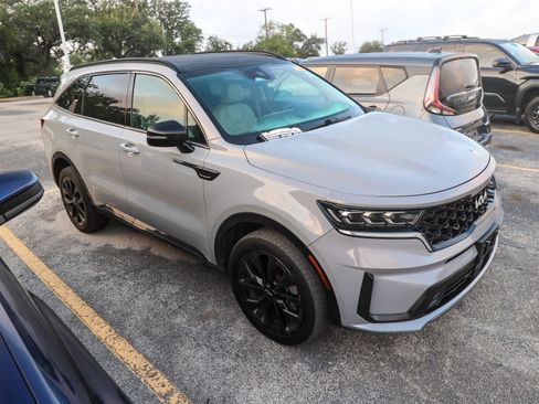 Used 2022 Kia Sorento SX AWD/4WD image 7