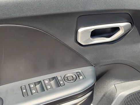 New 2026 Kia K4 FWD image 10