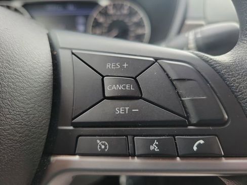 Used 2024 Nissan Altima 2.5 SV image 23