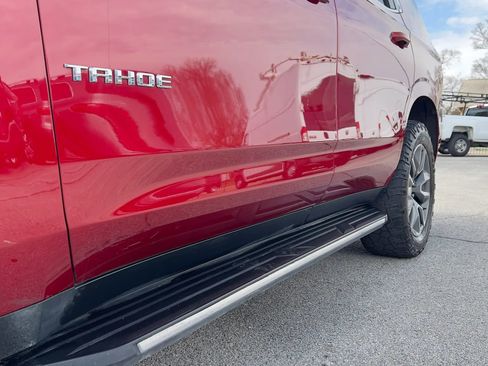 Used 2021 Chevrolet Tahoe LT w/ LT Signature Package image 9