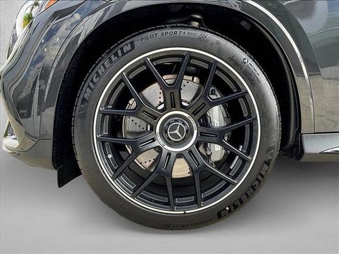 New 2026 Mercedes-Benz GLC 63 AMG S image 12