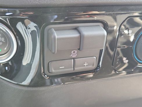 New 2026 Chevrolet Silverado 1500 RST w/ RST All Star Premium Package image 12