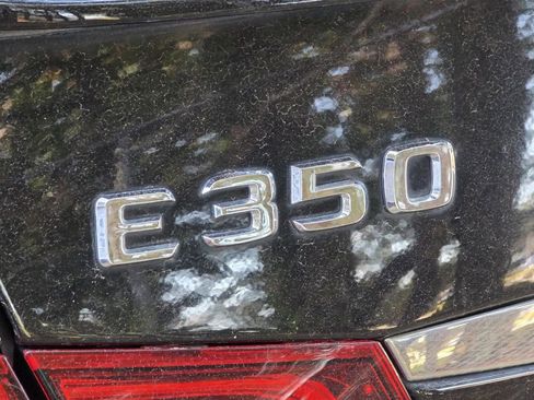 Used 2014 Mercedes-Benz E 350 Sedan w/ Premium 1 Package image 27