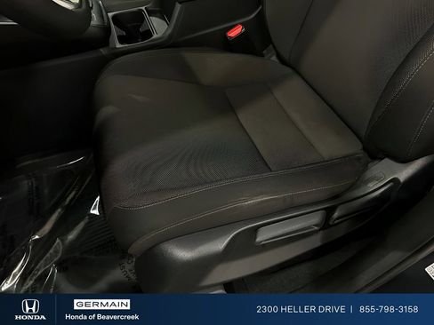 Used 2025 Honda CR-V LX image 14