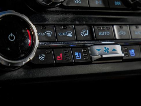 Used 2023 Ford F350 Lariat w/ FX4 Off-Road Package AWD/4WD image 25