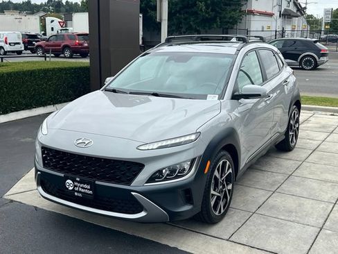 Certified 2022 Hyundai Kona Limited AWD/4WD image 3