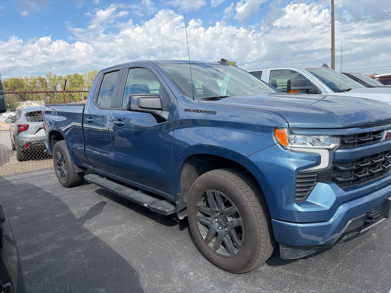Used 2024 Chevrolet Silverado 1500 RST w/ Protection Package AWD/4WD image 3