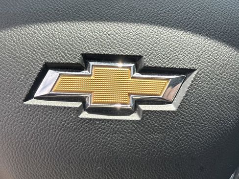 Used 2021 Chevrolet Equinox LT AWD/4WD image 27