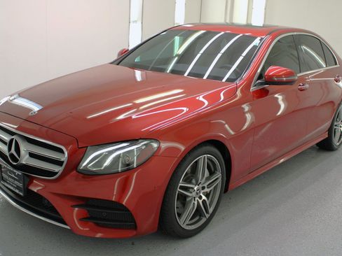 Used 2017 Mercedes-Benz E 300 image 5