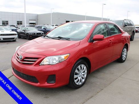 Used 2013 Toyota Corolla LE image 3