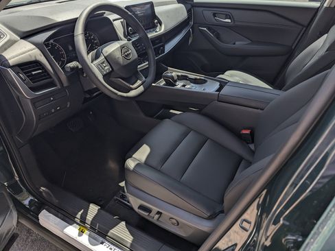 New 2026 Nissan Rogue Dark Armor FWD image 9