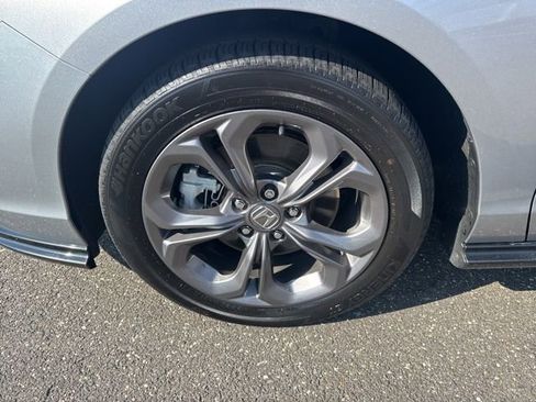 Certified 2023 Honda Accord EX-L image 11