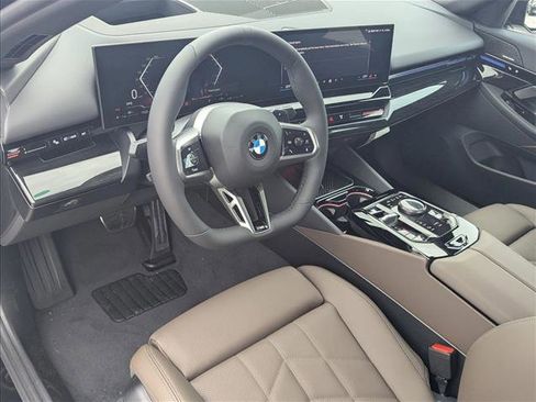 New 2026 BMW 530i image 3