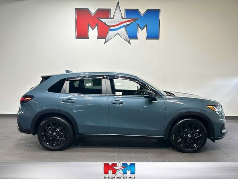 Used 2024 Honda HR-V Sport image 1