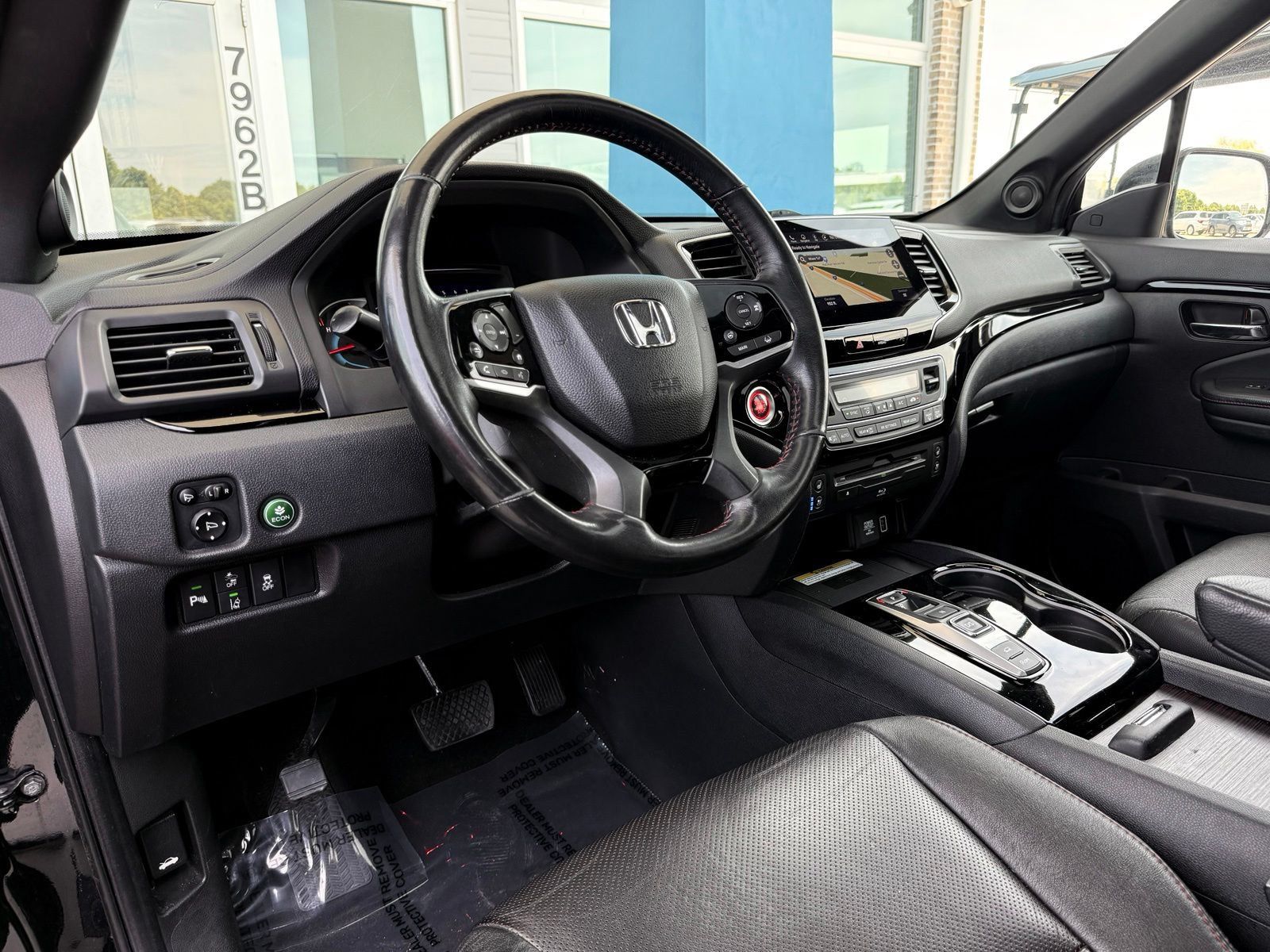 Used 2021 Honda Pilot Black Edition image 18