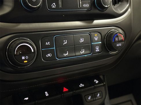 Used 2022 GMC Canyon AT4 w/ Trailering Package image 15