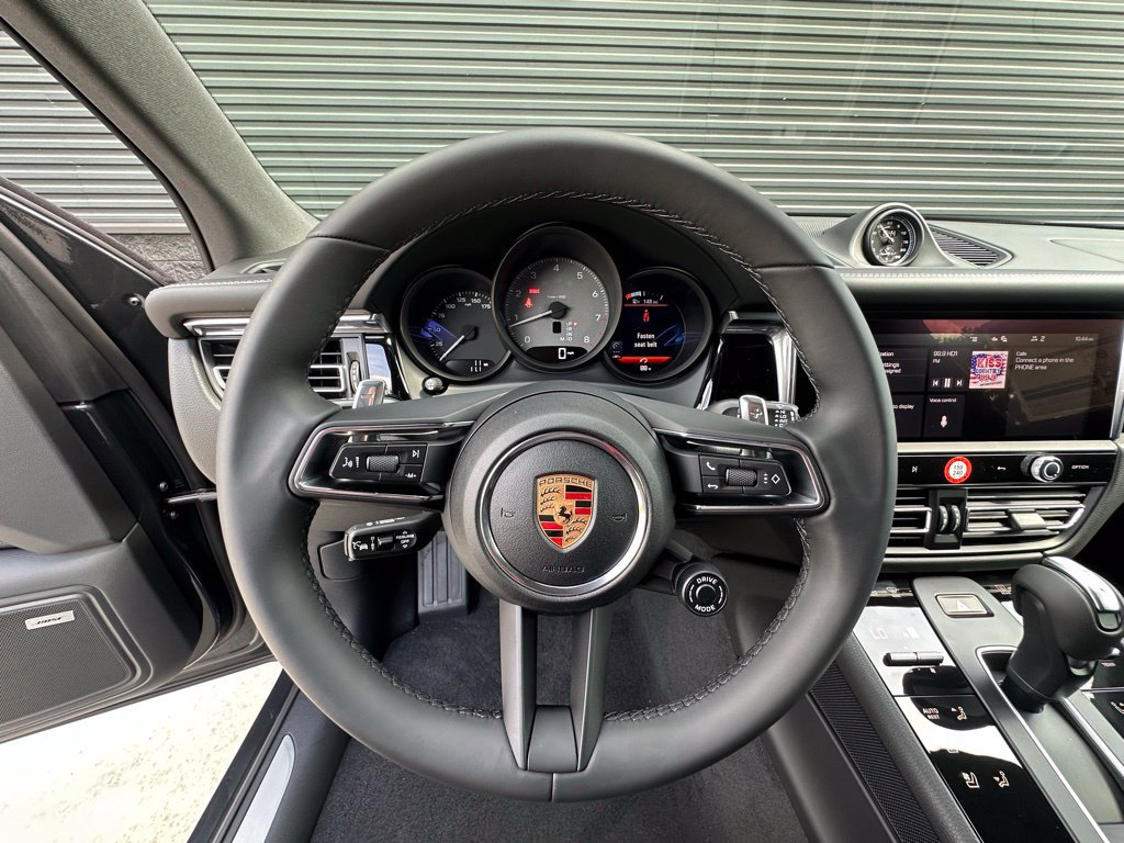Used 2026 Porsche Macan S AWD/4WD image 25