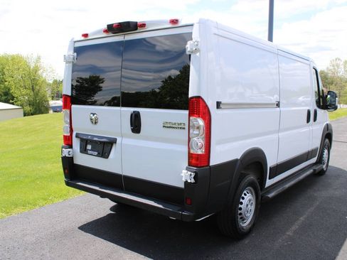 Used 2025 RAM ProMaster 2500 w/ U-Haul Equipment Group FWD image 4
