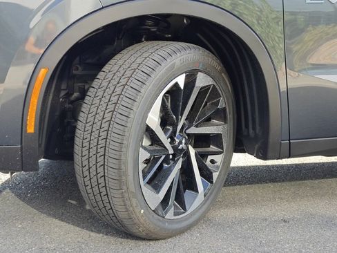 New 2025 Mitsubishi Outlander SE image 34