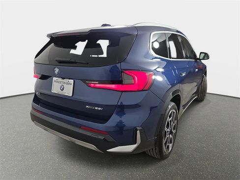 Used 2025 BMW X1 xDrive28i w/ Technology Package image 38