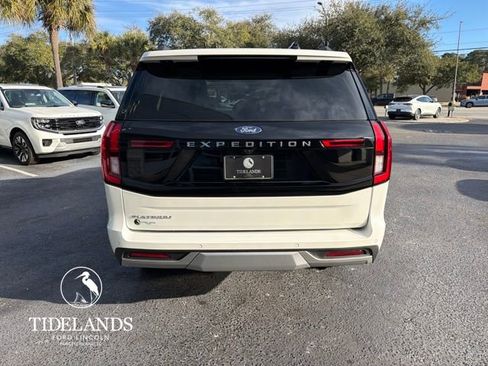 New 2026 Ford Expedition Platinum w/ Platinum Ultimate Package AWD/4WD image 6