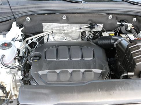 Used 2024 Volkswagen Atlas SE FWD image 12