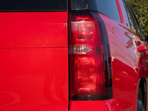 Used 2017 Chevrolet Tahoe LT image 7