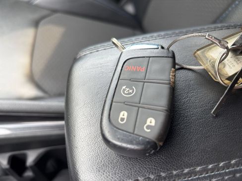 Used 2025 Jeep Compass Latitude AWD/4WD image 22