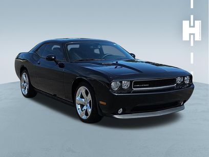 Used 2014 Dodge Challenger SXT Plus