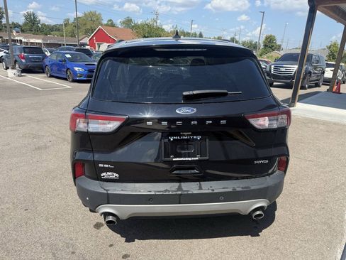 Used 2022 Ford Escape SEL w/ Technology Package AWD/4WD image 13