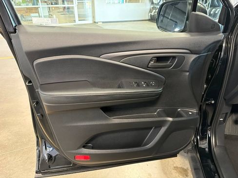 Certified 2026 Honda Ridgeline Sport image 23