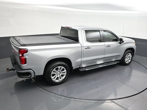 Used 2022 Chevrolet Silverado 1500 LTZ RWD image 23
