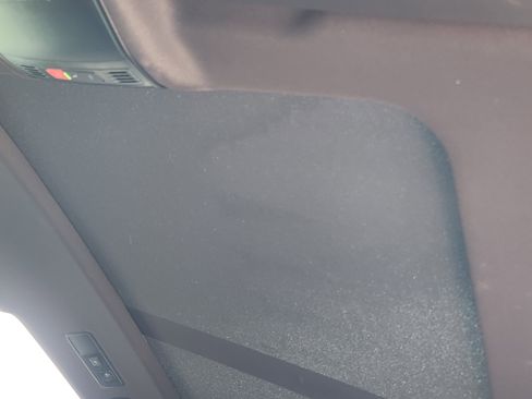 Used 2020 Volkswagen Tiguan SE R-Line image 23