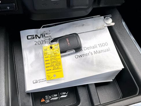 Used 2021 GMC Sierra 1500 AT4 w/ AT4 Preferred Package AWD/4WD image 15