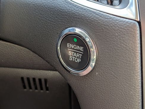 Used 2024 Ford Edge Titanium AWD/4WD image 29