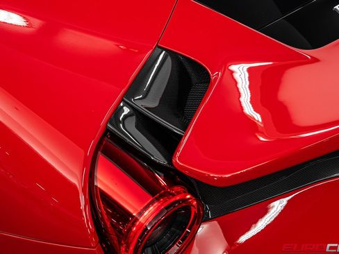 Used 2019 Ferrari 488 Pista Coupe RWD image 24