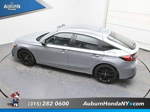 Used 2022 Honda Civic Sport image 27
