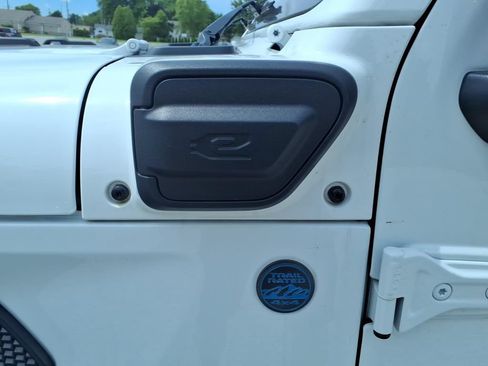 Used 2025 Jeep Wrangler Unlimited Sport S 4xe AWD/4WD image 14