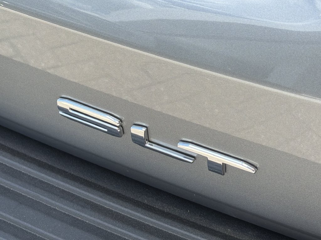 Certified 2023 GMC Yukon SLT AWD/4WD image 15
