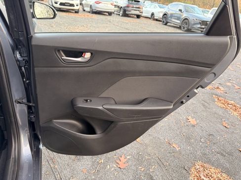 Used 2019 Hyundai Accent SE image 13