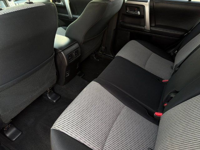 Used 2015 Toyota 4Runner SR5 RWD image 10